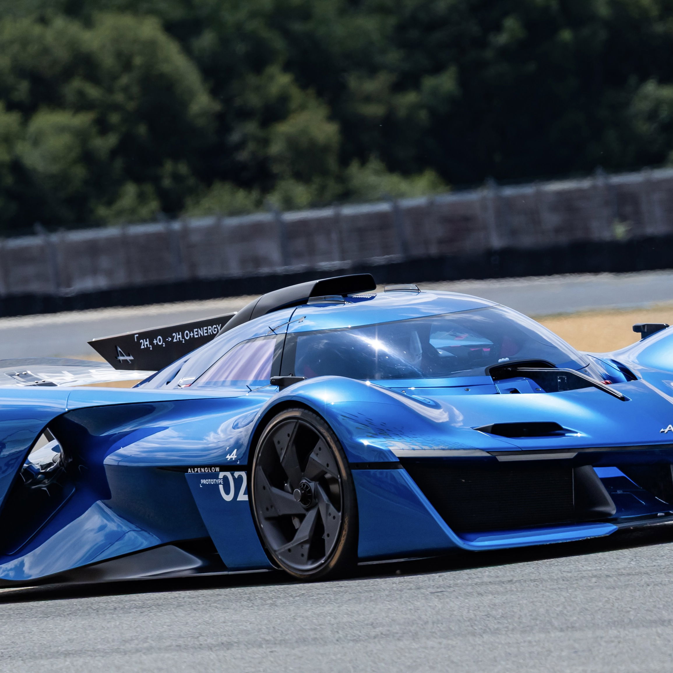 Alpine Alpenglow Hy6 prototype at Le Mans